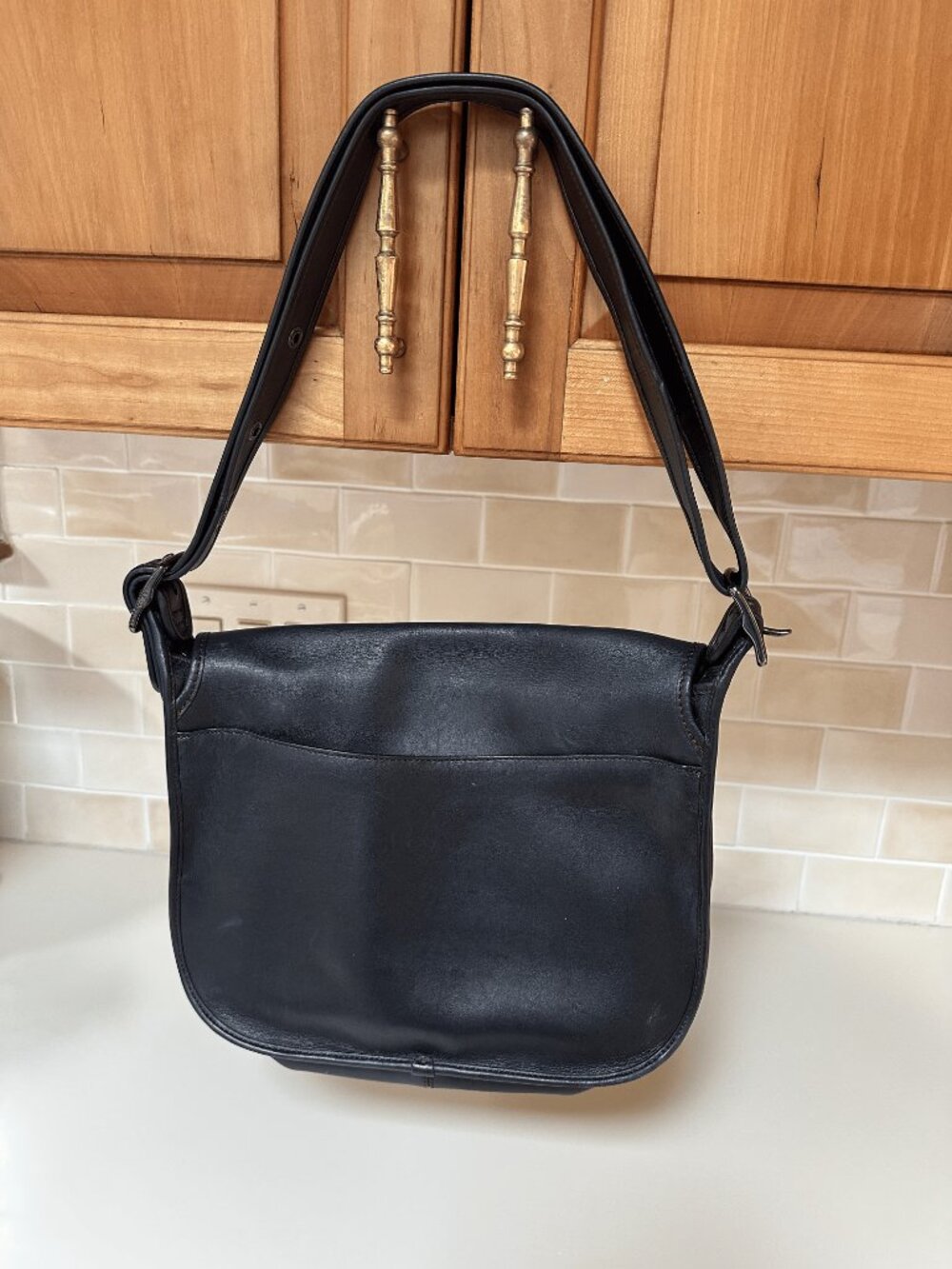 Limited Edition Vintage Coach Black Leather Shoulder Bag - Picture 4 of 7
